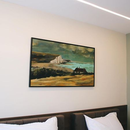 Hotel Rozafa Suhareke Exterior photo